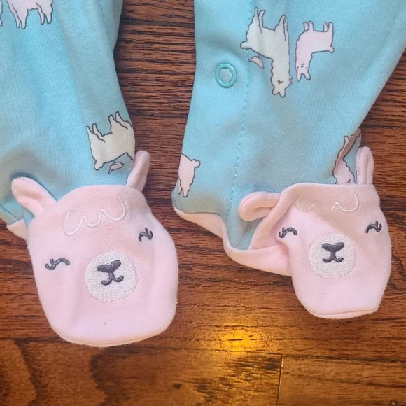 Carter's baby Lamb footsie 6M - Picture 7 of 7
